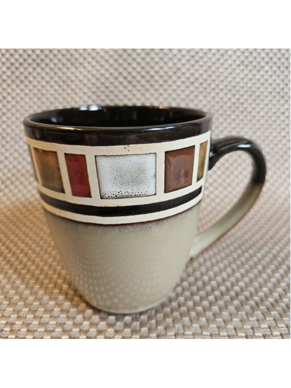 Gibson Elite 86447 Cimarron/Cream Reactive Glaze Stoneware Coffee Tea Mug Cup